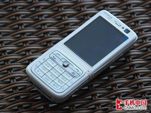 错过别后悔!编辑推荐近期性价比超强手机