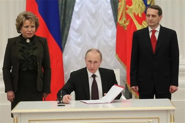 如果乌克兰延长戒严，俄罗斯还会追加对乌制裁吗？为什么？