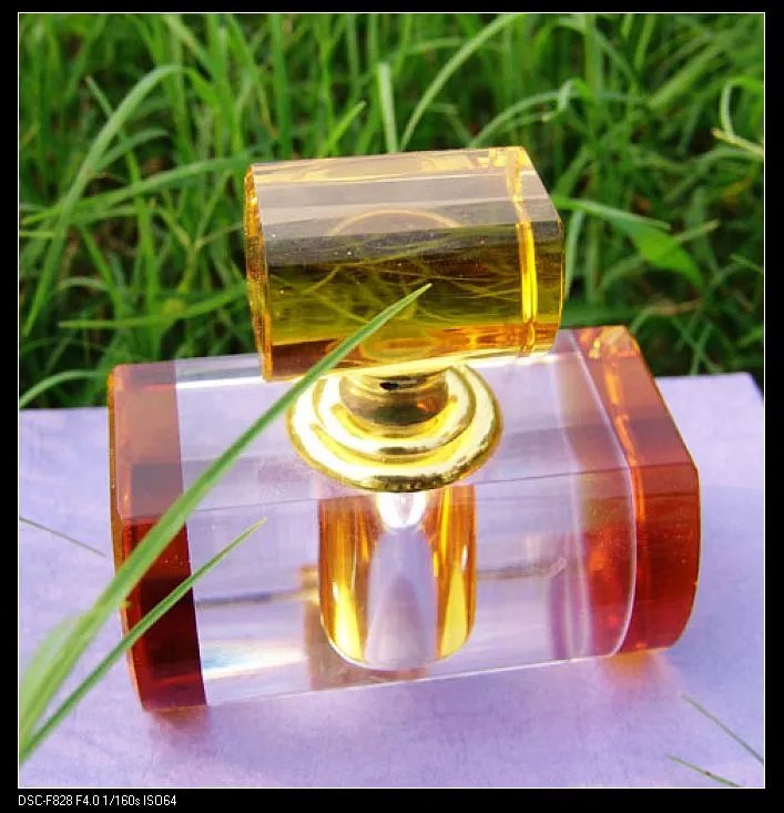 一般水晶香水瓶能耐多少高温？