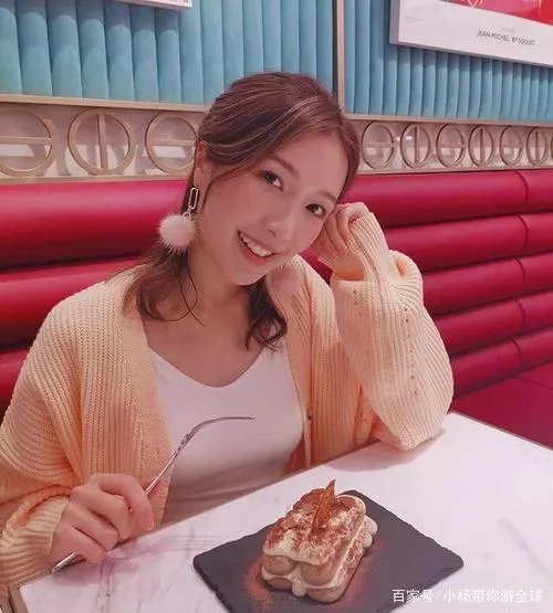 李泽楷新欢晒外景自夸我家好美，力证高级公寓不逊梁洛施豪宅。你怎么看？