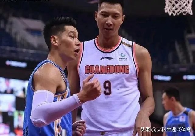 想红想疯了！那个发文鼓励首钢队员废掉阿联的记者是什么来历？