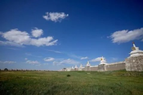 乌兰巴托的原名叫什么？乌兰巴托为什么想中国化？