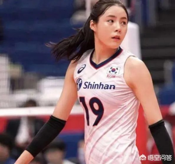 魏秋月和木村纱织，谁才是亚洲排坛的第一美女呢？你怎么看？