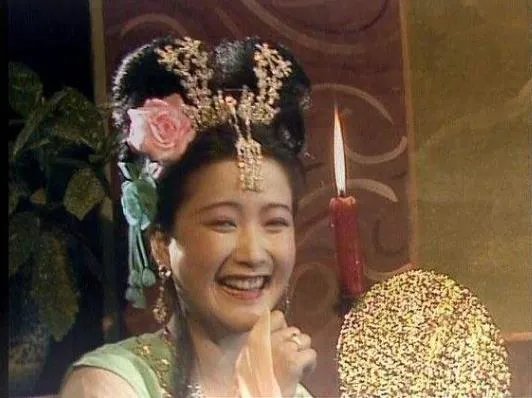 何晴四大名著角色及剧照，原来演哪一个都有故事