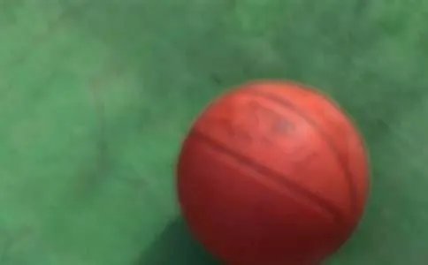 一个打篮球心情说说140 句