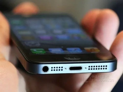 1080P/4G现身 2012年八款新技术强机汇总