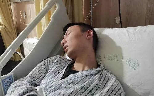 错换人生当事人姚策去世，如何看待家庭对孩子的重要性？