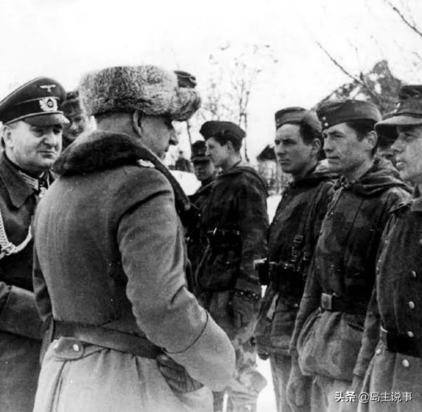 克里米亚战役可以称得上是曼施坦因的神操作，那到底“神”在哪里？