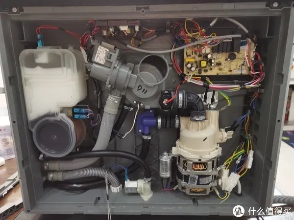 洗碗机e4报错，我是如何准确分析故障原因，一次维修搞定的