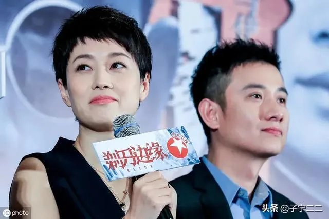 在吃饭的地方碰到我前男友了，该怎么办？