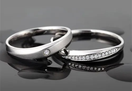 情侣戒指图片和价格 18K金对戒价格是多少