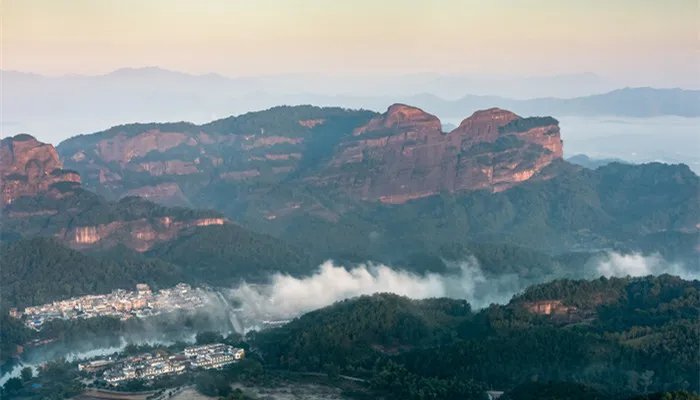 丹霞山在哪里 丹霞山在哪个省哪个市哪个县