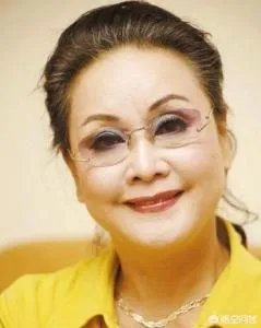 李谷一个人资料简介身高？