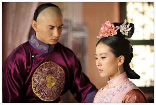 步步惊心和步步惊情演员对照表，要全哦