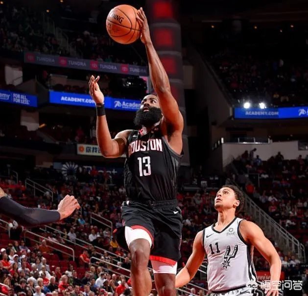 哈登首节砍下27分完爆马刺全队24分，王仕鹏高呼出现BUG，对此你怎么看？