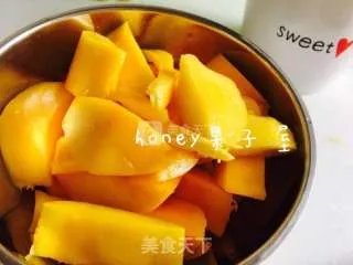 芒果流心芝士蛋糕