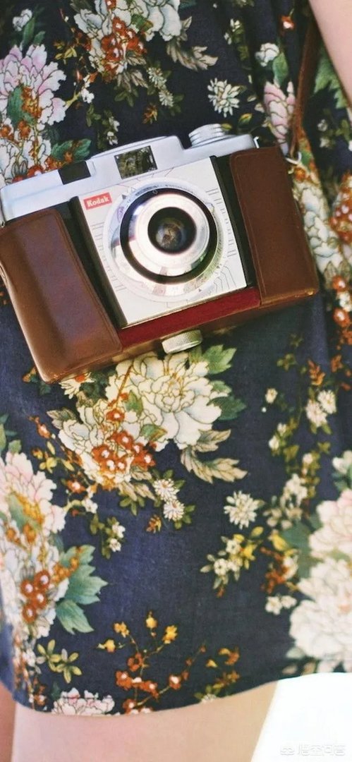 如何看待视觉中国获得人类首张黑洞照片版权？