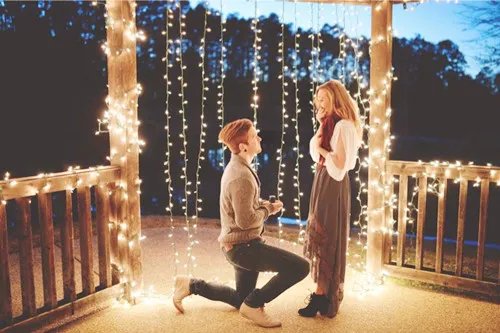 怎样求婚更容易成功 教你浪漫求婚的方法