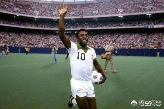 梅西的600球和贝利的1000球,谁更难?梅西是历史上进攻最强的足球运动员吗?