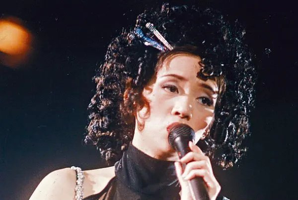 张国荣和梅艳芳是很好的朋友，他们真的说过如果对方四十岁还不结婚就在一起吗？