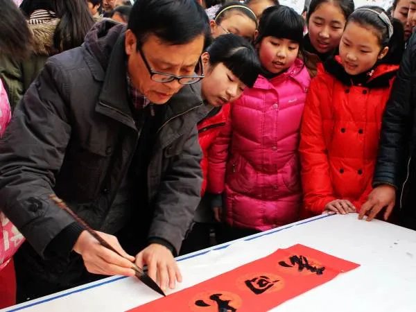 汉滨初中的简介