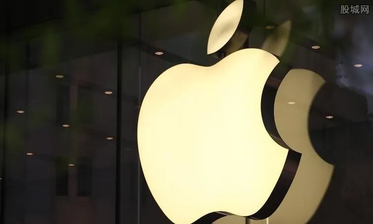 苹果重返市值第一 苹果11成年度热销手机
