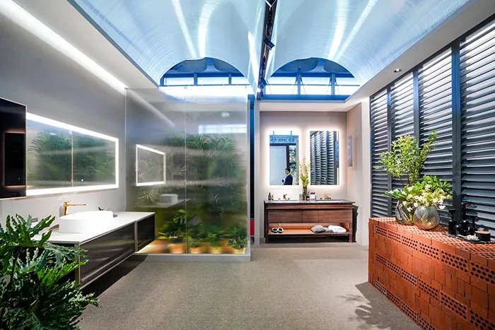 富兰克亮相2021上海厨卫展：一场光与影的奇幻之旅