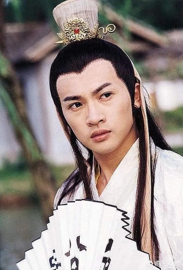 与赵薇一起合作过《还珠格格》的演员们谁发展最好？