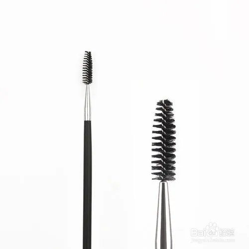 眼睫毛笔刷的使用方法