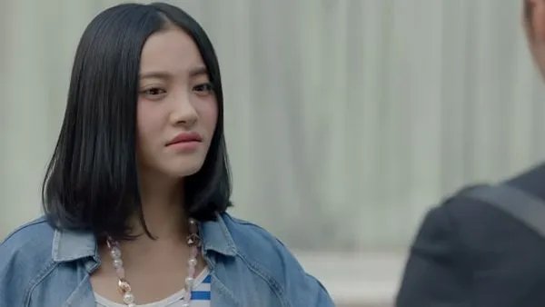 如何评价周楚楚的演技?