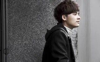 李易峰方否认恋情，明星私生活为何总是备受关注？