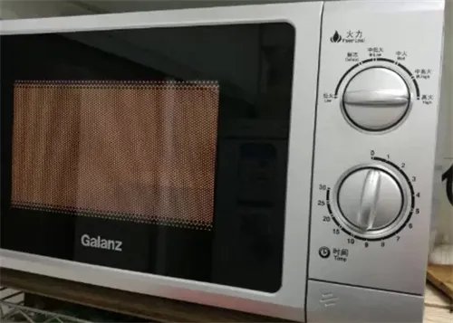 微波炉能放锡纸吗