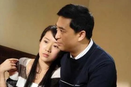 张嘉译老婆个人资料简介 王海燕塑造了哪些角色？