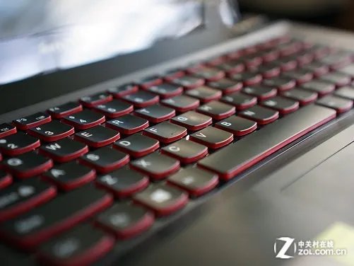 彪悍小y风格依旧 联想Y410P游戏本评测