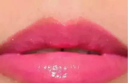 迪奥口红最火的色号 迪奥口红豆沙色是几号