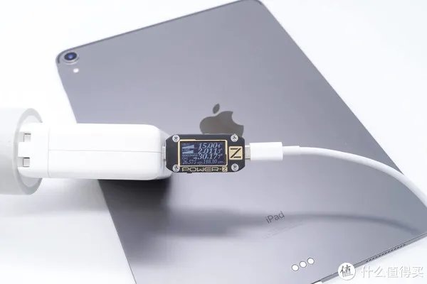 支持67W大功率快充，苹果新款MacBook Pro 14标配充电器测评