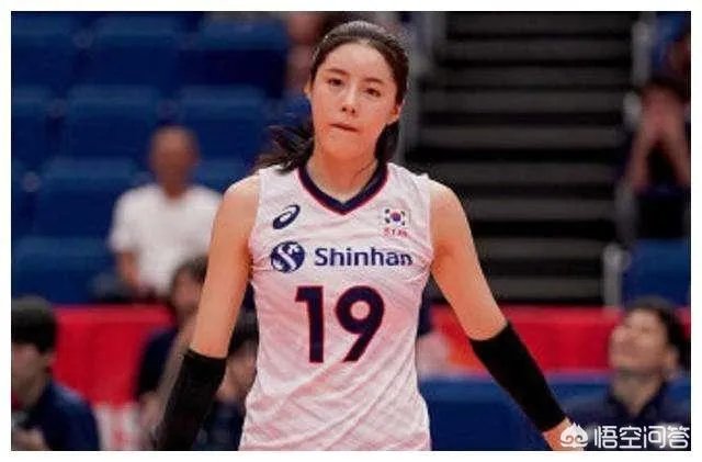 魏秋月和木村纱织，谁才是亚洲排坛的第一美女呢？你怎么看？