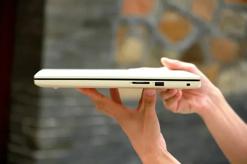 现在什么笔记本性价比高