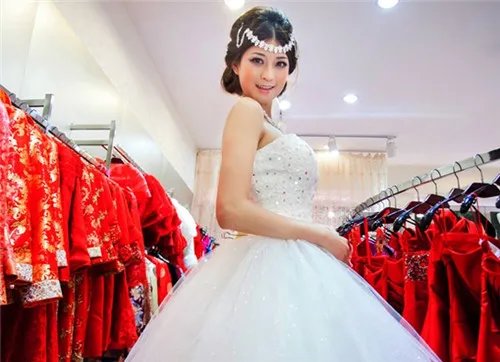 租赁婚纱价格一般是多少   租婚纱有哪些注意事项