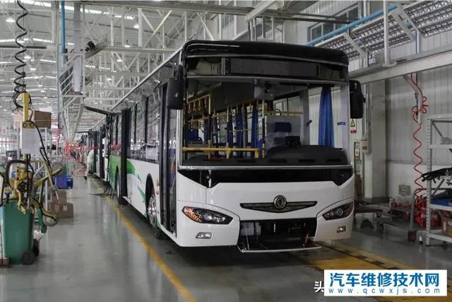 为什么公交车可以超载那么多人？