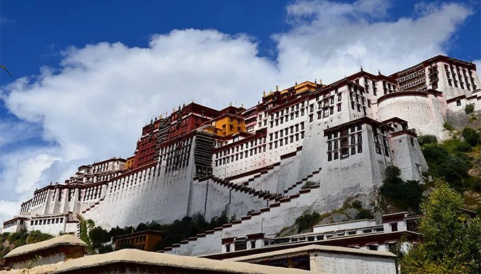 日光城是指中国哪个城市 在中国被称为日光城的是哪座城市