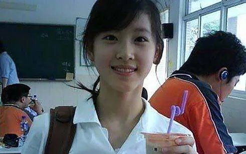 奶茶妹妹为什么要跟刘强东