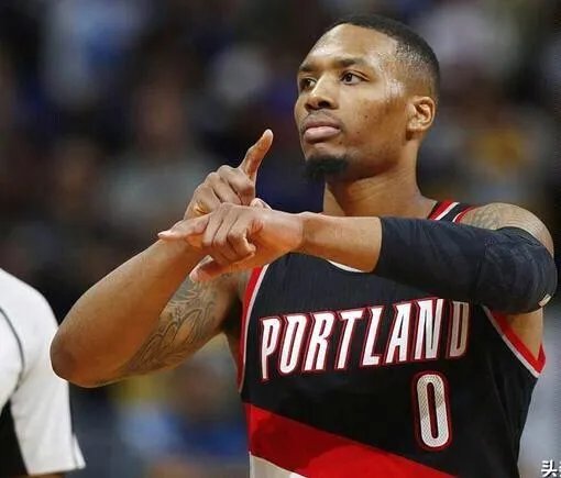 利拉德无缘2021NBA全明星，为什么呢？