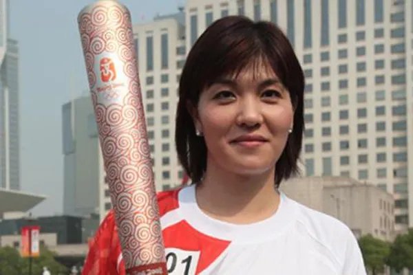 中国十大跳水美女 第一名人称跳水皇后，后成为香港豪门儿媳