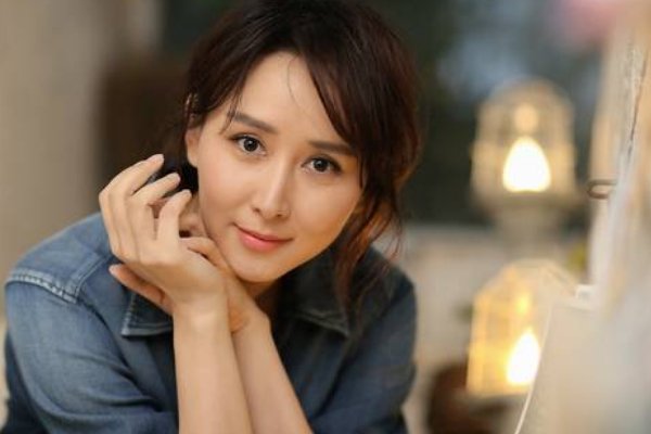 胡静风光大嫁进豪门，现在怎么样了？