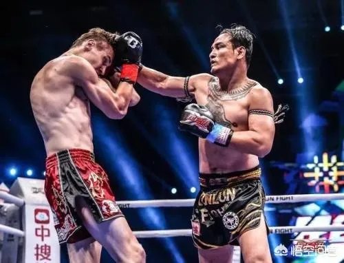 雅桑克莱和杀玉狼谁更厉害？