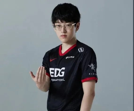 scout是中国人吗