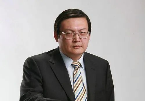 梁宏达到底是一个什么样的人?为何上知天文下知地理?