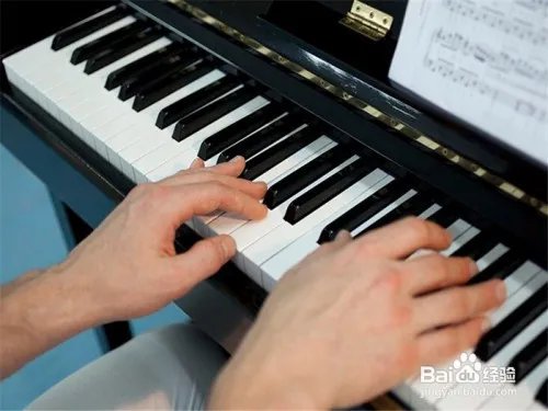 怎样自学钢琴