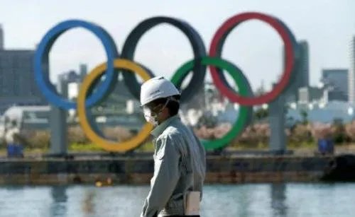 日本放弃或者再次延期东京奥运会的举行，这一届奥运会是不是太坎坷了？